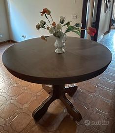 Tavolo rotondo allungabile in legno