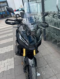 Honda x-adv 750