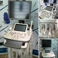 Ecografo carrellato Medison Accuvix XG