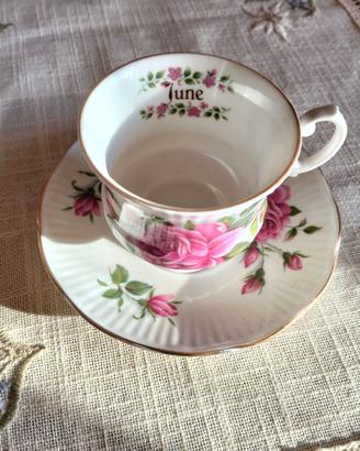 Tazzina  "Flower of the Month" Royal Albert