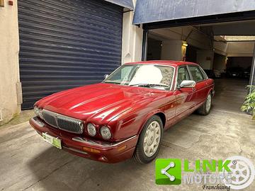 JAGUAR Daimler XJ 4.0 Super V8 Passo lungo, pell