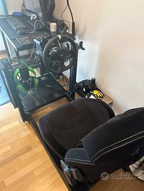 Sim racing cockpit in profilati con base motore