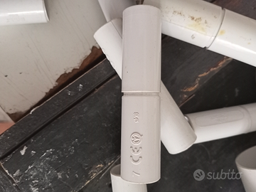 Raccordo tubo tubo diam 20