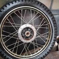 Gilera CB1 ruota  Pirelli 2.75 x 16