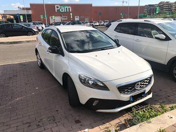 Volvo V40 cross country
