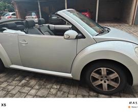 VOLKSWAGEN New Beetle - 2006