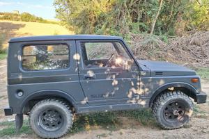 Suzuki Samurai 1986