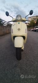 VESPA GT 200