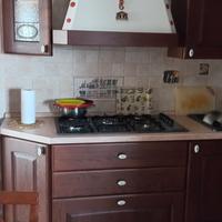 cucina  completa di tutto  in arte povera