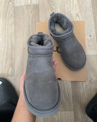 Stivali UGG da donna  grigio EU 36