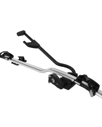 2 portabici Thule 591 +barre  aero lunghezza 118cm