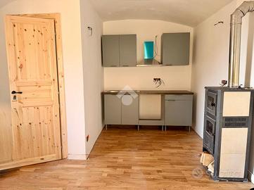 MONOLOCALE A SORIANO NEL CIMINO