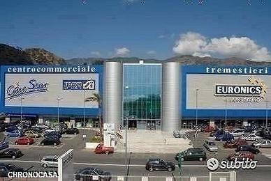 Centro commerciale Tremestieri locale commerciale