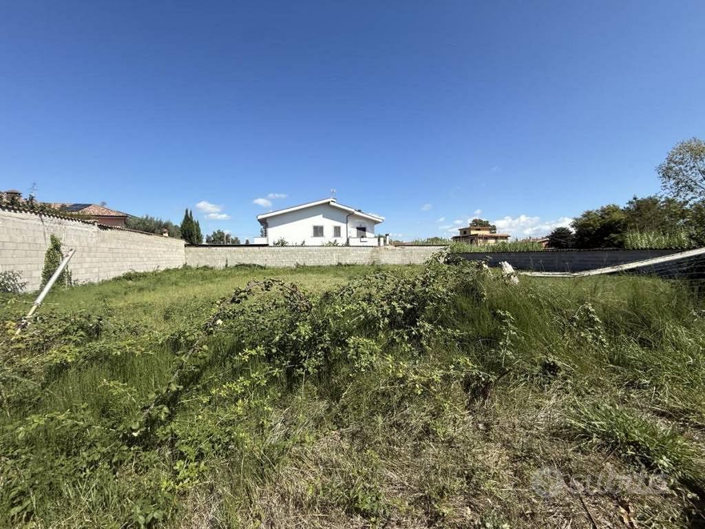 Terreno di 900 m² a Roma - Ansicht 2