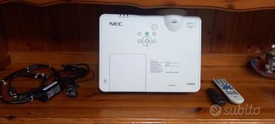 videoproiettore LCD NEC ME382U come nuovo