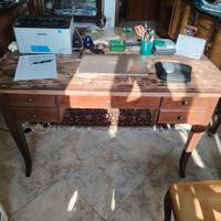 scrivania arte povera 