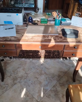 scrivania arte povera 
