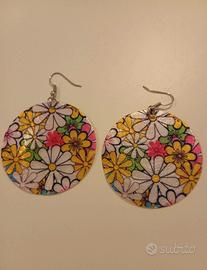 orecchini e bracciali 