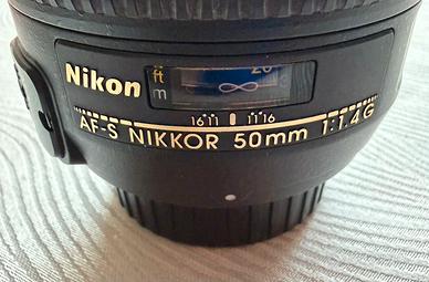 Obbiettivo Nikon