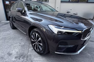 Volvo XC 60 XC60 B4 (d) automatico Plus Dark