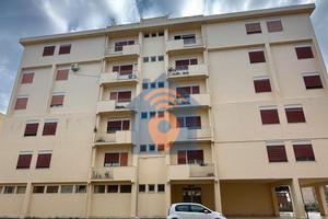 Castelvetrano Appartamento Con Annessa Cantina