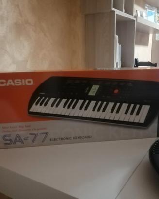 pianola Casio electronic keyboard 