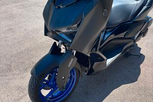 Yamaha xmax 125
