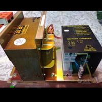 carica batterie automatico.