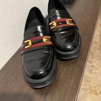 Scarpe mocassino vernice nera Geox