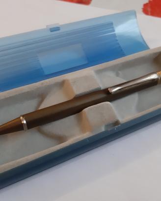 Penna a sfera Stilus