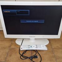 Monitor 22" bianco Samsung HDMI VGA