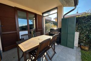 Villetta a schiera di 235 m² con 5 locali e box au