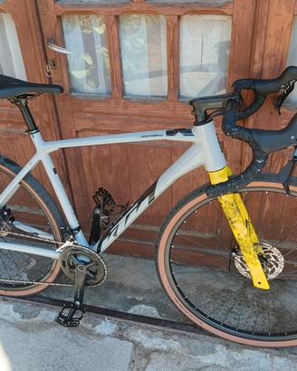 Gravel KTM 
