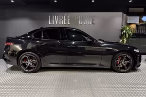 Alfa Romeo Giulia 2.2 Turbodiesel 210 CV AT8 AWD Q