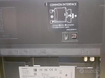 SAMSUNG 43 POLLICI ULTRA SOTTILE SMART TV