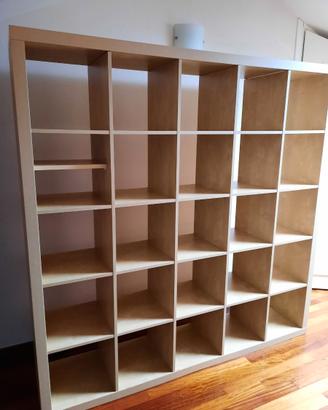 scaffale ikea in legno