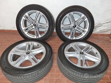 Cerchi 19 originali per Audi Q5 completi di gomme