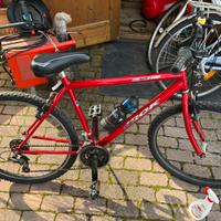 Bicicletta mountainbike