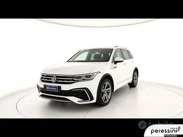 VOLKSWAGEN Tiguan 2.0 tdi R-Line 150cv dsg