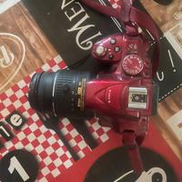 Nikon D5300 rossa