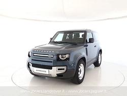 Land Rover Defender 3.0 D6 200 90 AWD auto.