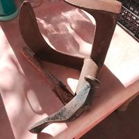 Attrezzi da calzolaio martello e battisuola