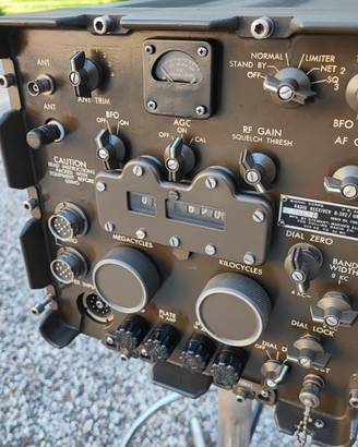 Radio militare R 392 urr collins
