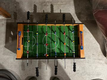 Calcetto da tavolo di legno