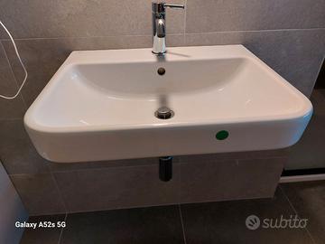 Lavabo con miscelatore Ideal Standard