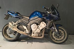 Yamaha FZ1 OPERAZIONE 50%