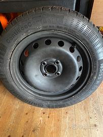 cerchi in lamiera con gomme per Fiat