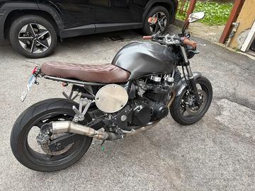 kawasaki Z750