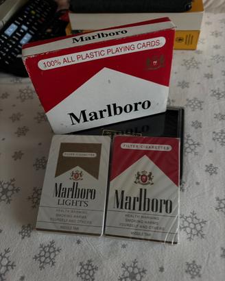 Carte da guoco vintage a maechio Marlboro