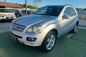 MERCEDES-BENZ*ML 320*CDI*SPORT*NAVI*XENO*PDC*